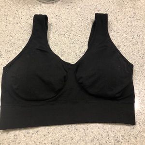 3/$10🔴 Women’s Sports Bra 🔴3/$10